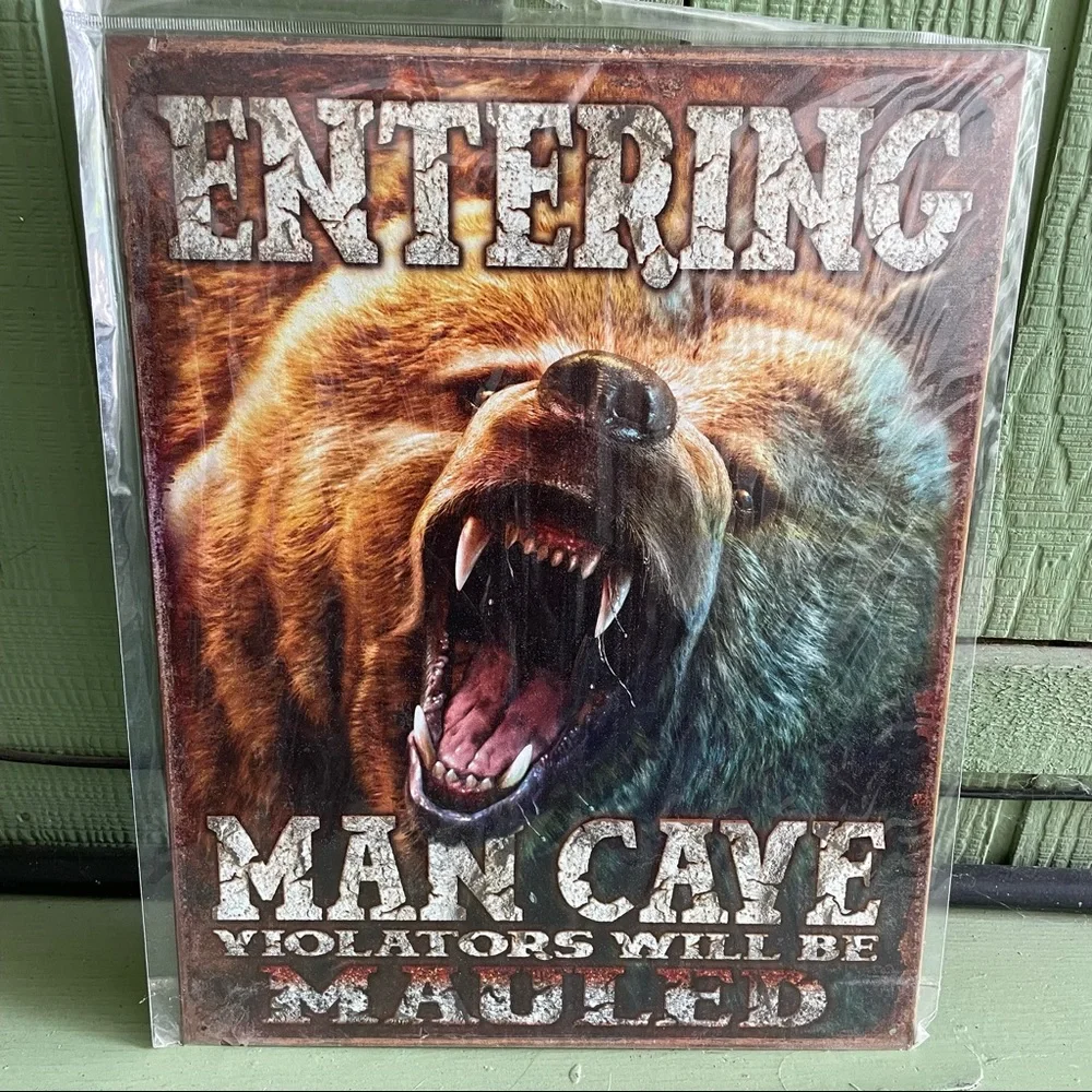 NEW Entering Man Cave Violators Will Be Mauled Bear Metal Sign